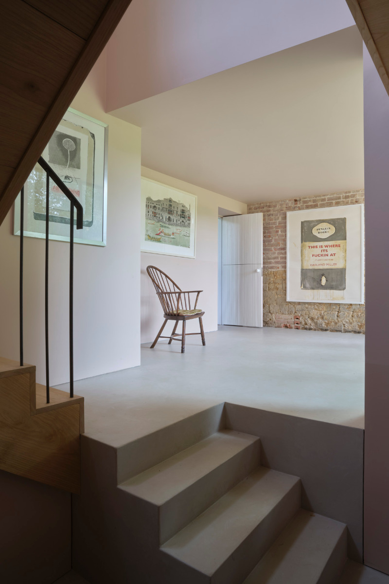 https://detail-cdn.s3.eu-central-1.amazonaws.com/media/catalog/product/1/4/14-wohnhaus-im-alten-schulgebaeude-bindloss-dawes.jpg?width=437&height=582&store=de_de&image-type=image